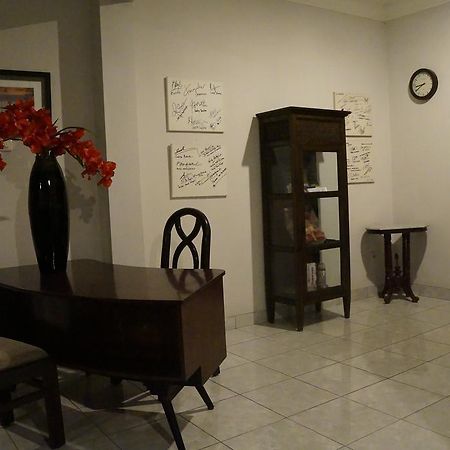 Hotel Kirana Yogyakarta Kültér fotó