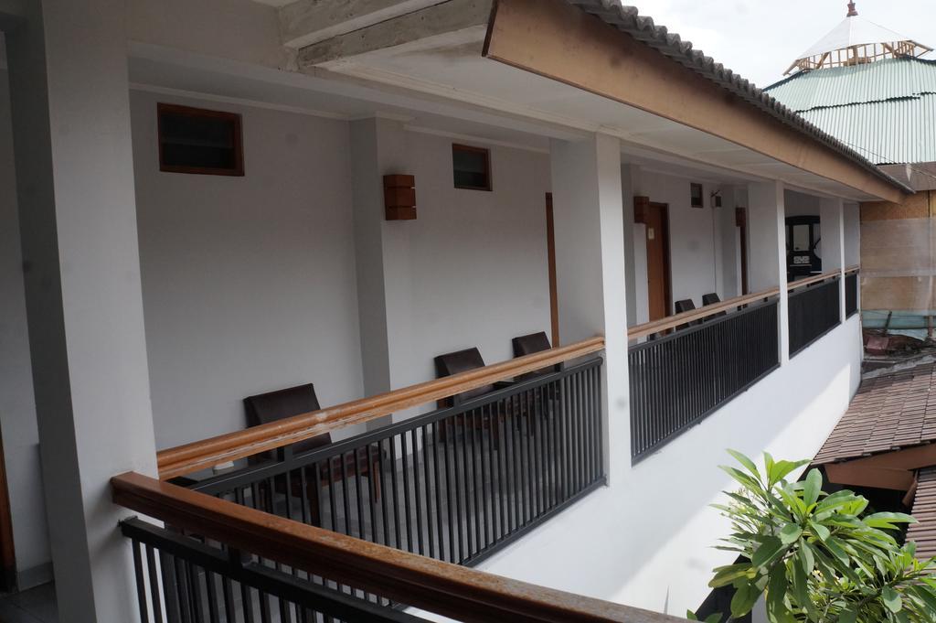 Hotel Kirana Yogyakarta Kültér fotó