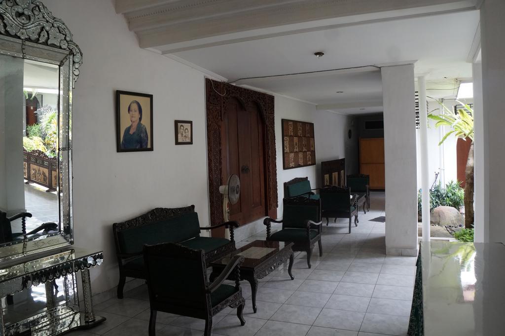 Hotel Kirana Yogyakarta Kültér fotó